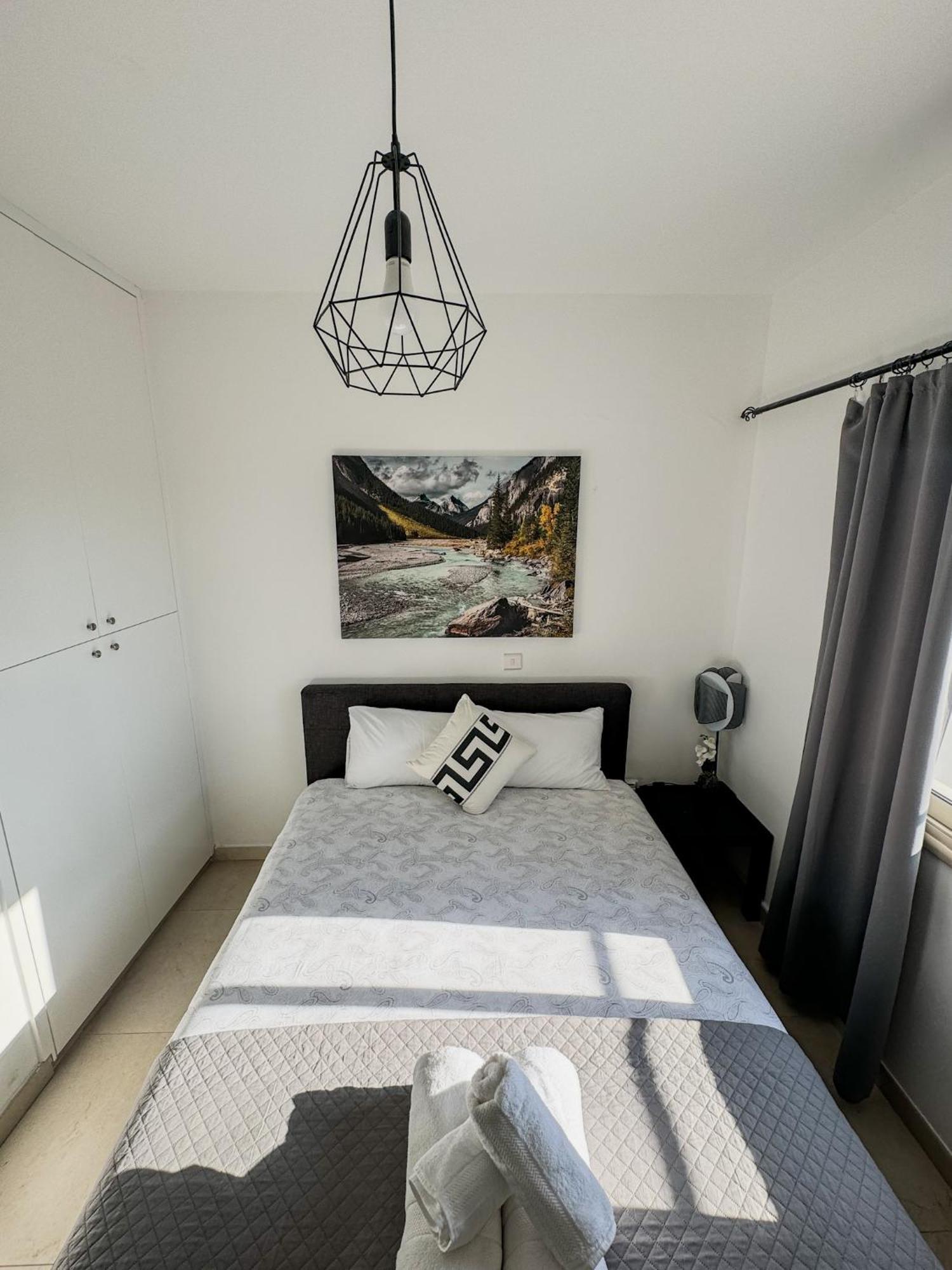 1B Seaside Orchid, Sea, Center Apartment Пафос Екстериор снимка